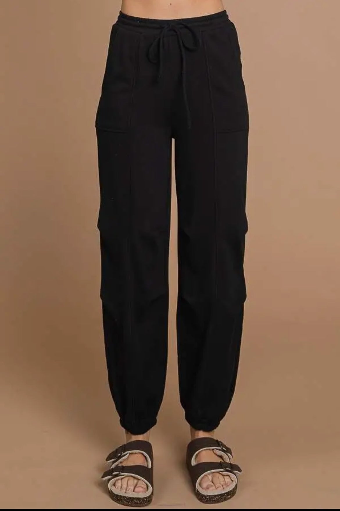 Cozy Cargo Joggers 🖤