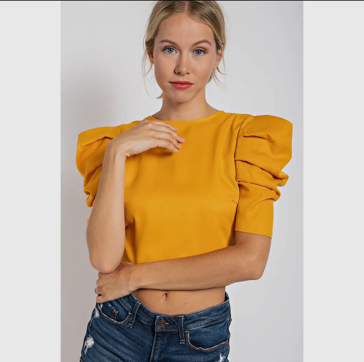 Pleated Puff Sleeve Backless Top