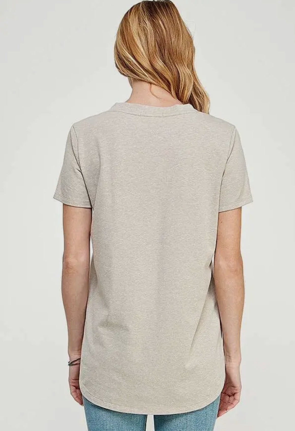 Loose Fit V Neck S/S Tee